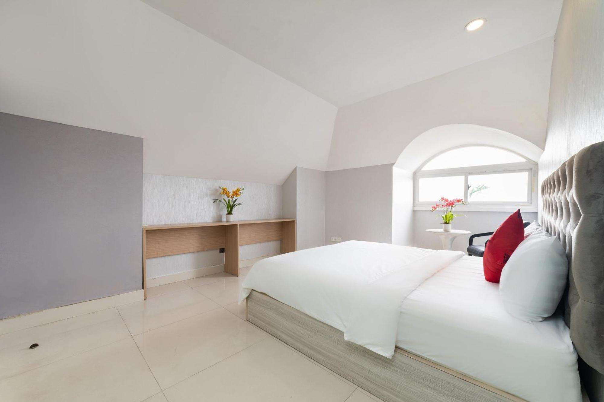 Belvilla Luxury Near Secc Formerly Sunshine Garden Apartment