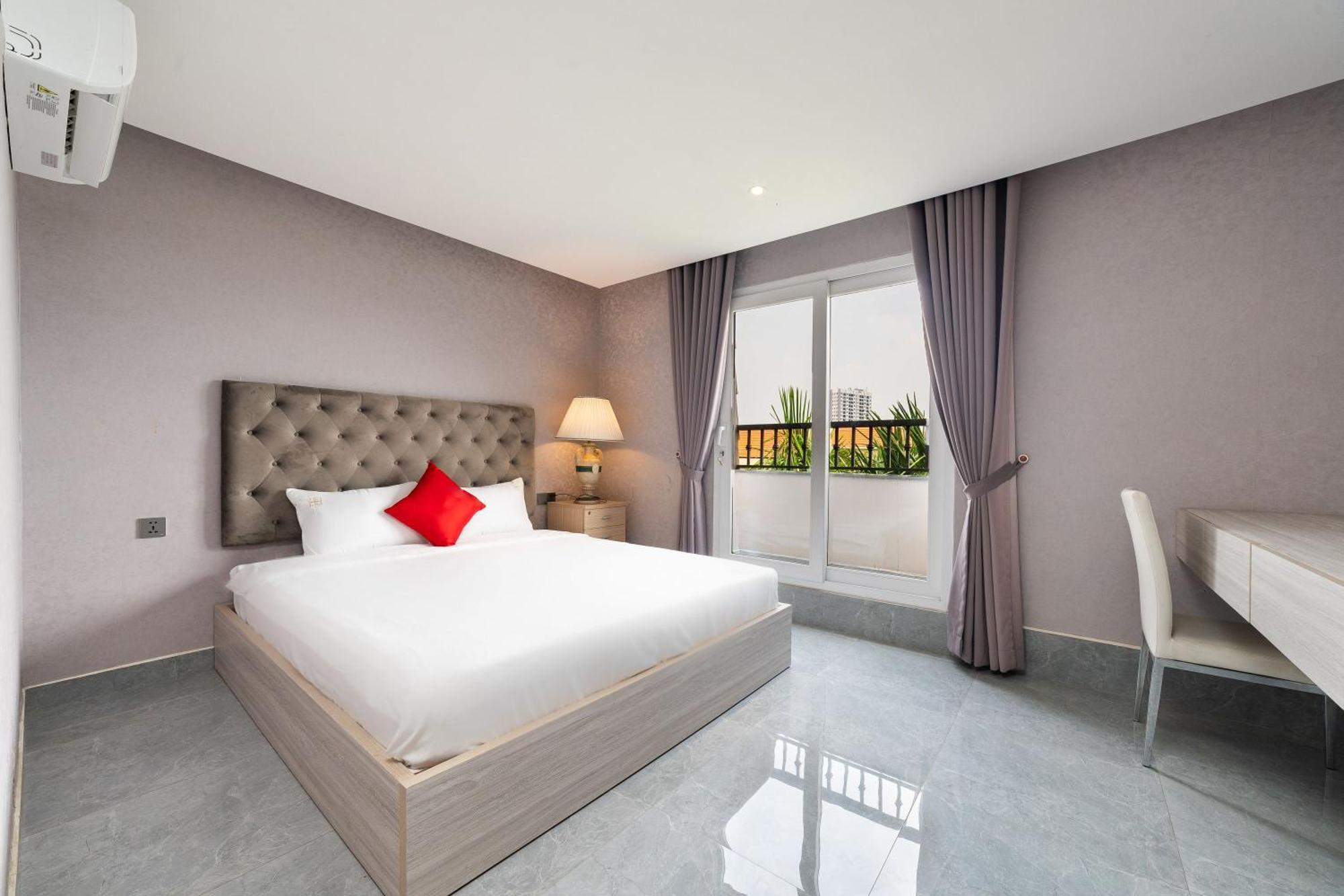 Belvilla Luxury Near Secc Formerly Sunshine Garden * Ho Chi Minh City